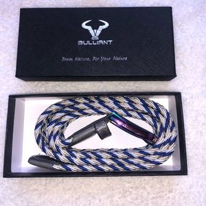 Bulliant woven belt